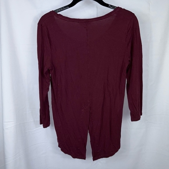 Calvin Klein Jeans Shirt Quarter Sleeve Scoop Crew Neck Slit Back Pullover Top - Picture 7 of 8
